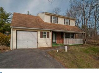 1397 Whiteland Dr, West Chester, PA 19380