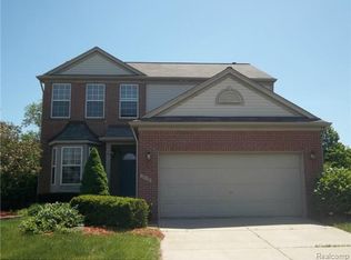 10173 E Avondale Cir, Ypsilanti, MI 48198