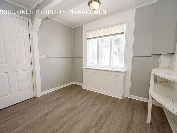 5th image of 315 E Park Dr