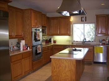 4th image of 1518 W 12th St