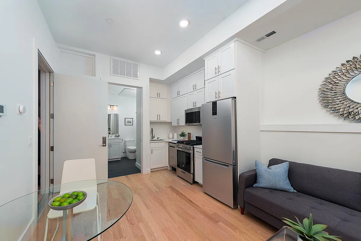 Living Room - 705 Euclid St NW #3
