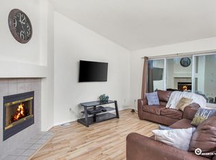 2228 Ridgemont Dr, Anchorage, AK 99507