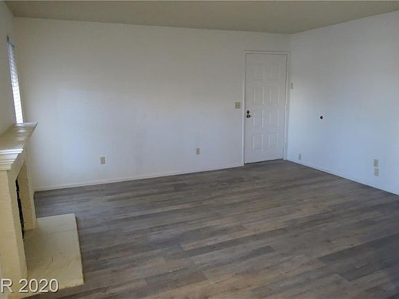 3rd image of 4704 Obannon Dr APT A