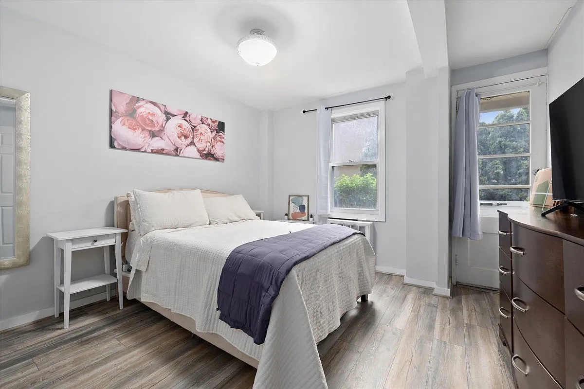 1 bed, 590 sqft, $1,950 — Photo 1