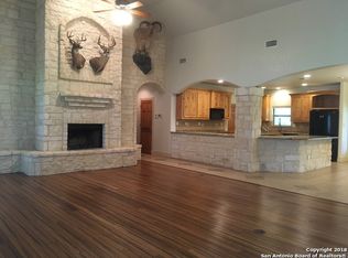 273 Deerwood Cir, Bandera, TX 78003