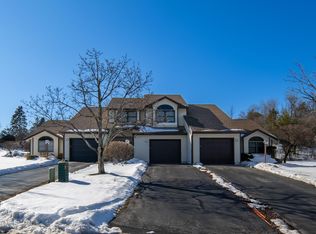 29 Surrey Hill Drive, Latham, NY 12110