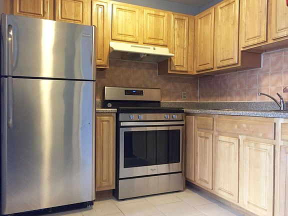 4th image of 218 Mother Gaston Blvd #2