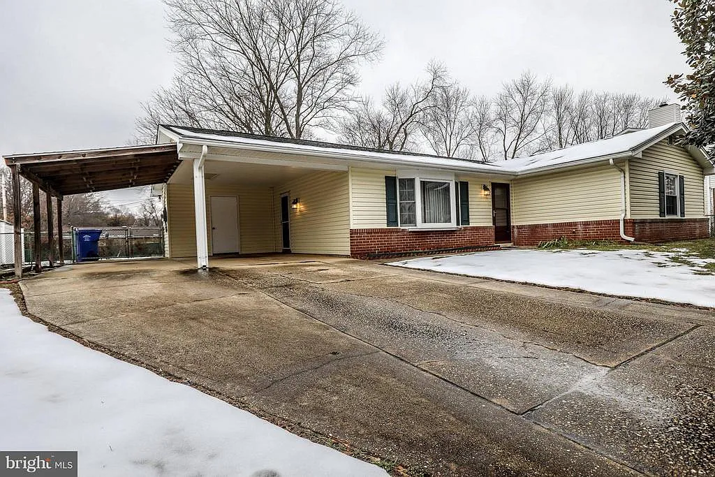 816 Stone Ave photo 1