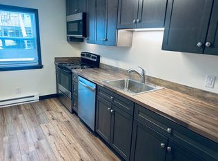 117 3rd St #A, California, PA 15419