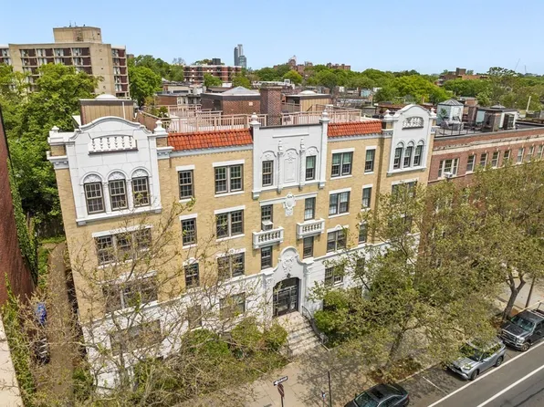 1272 Beacon St APT 7, Brookline, MA 02446