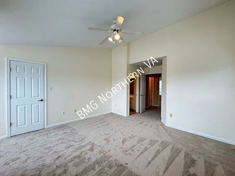 10230 Magnolia Grove Dr — Photo 10