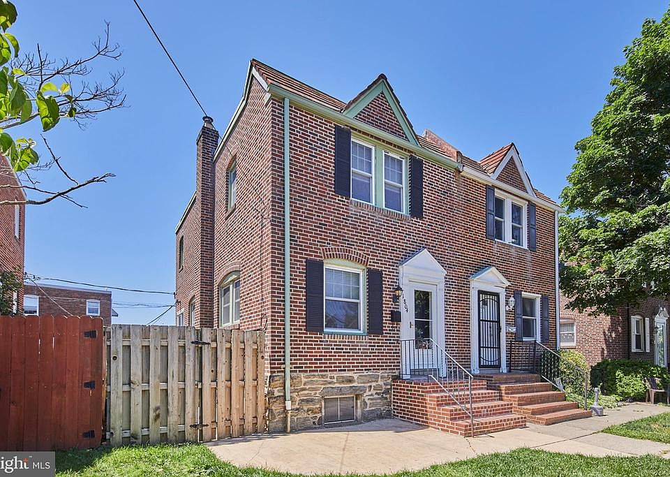 1st image of 1804 Linden St