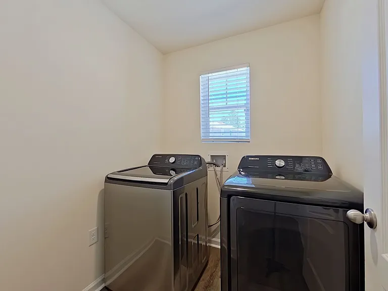 10044 Sitting Fox Dr — Photo 24