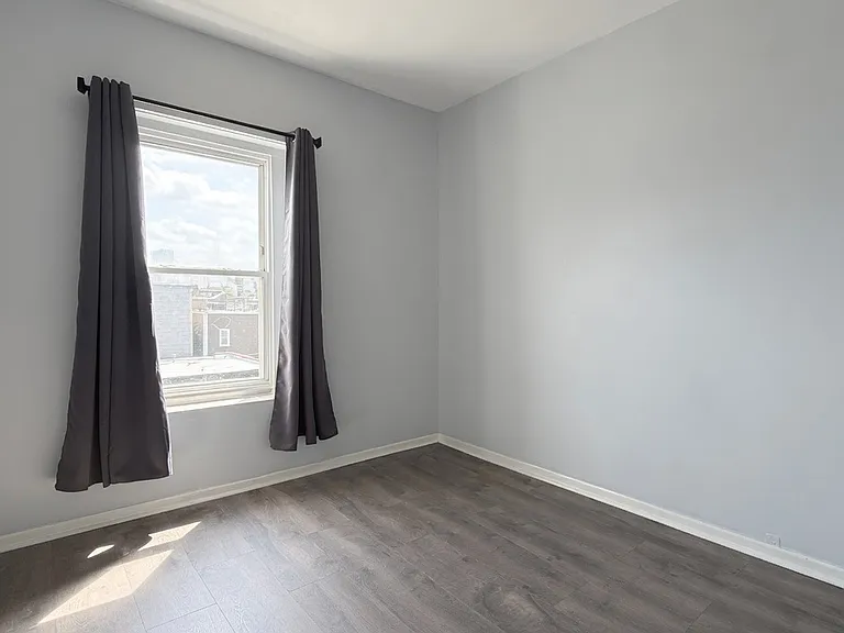 1309 W Huron St #3R — Photo 6