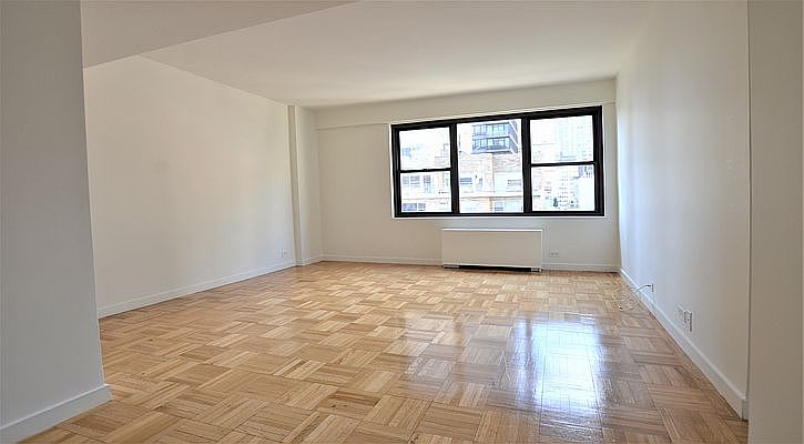 1st image of 333 E 49th St Ph K