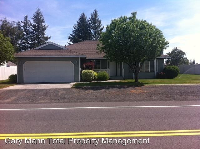 1st image of 1571 Fairway Dr NE