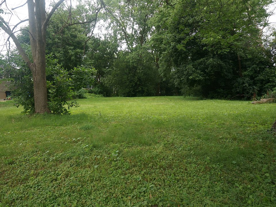 2nd image of 1420 Wedgewood Ave