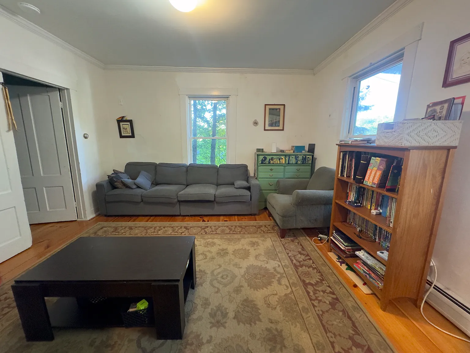 3 bed, 800 sqft, $1,925 — Photo 2