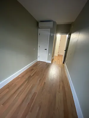 Rented by Nooklyn NYC LLC | media 47