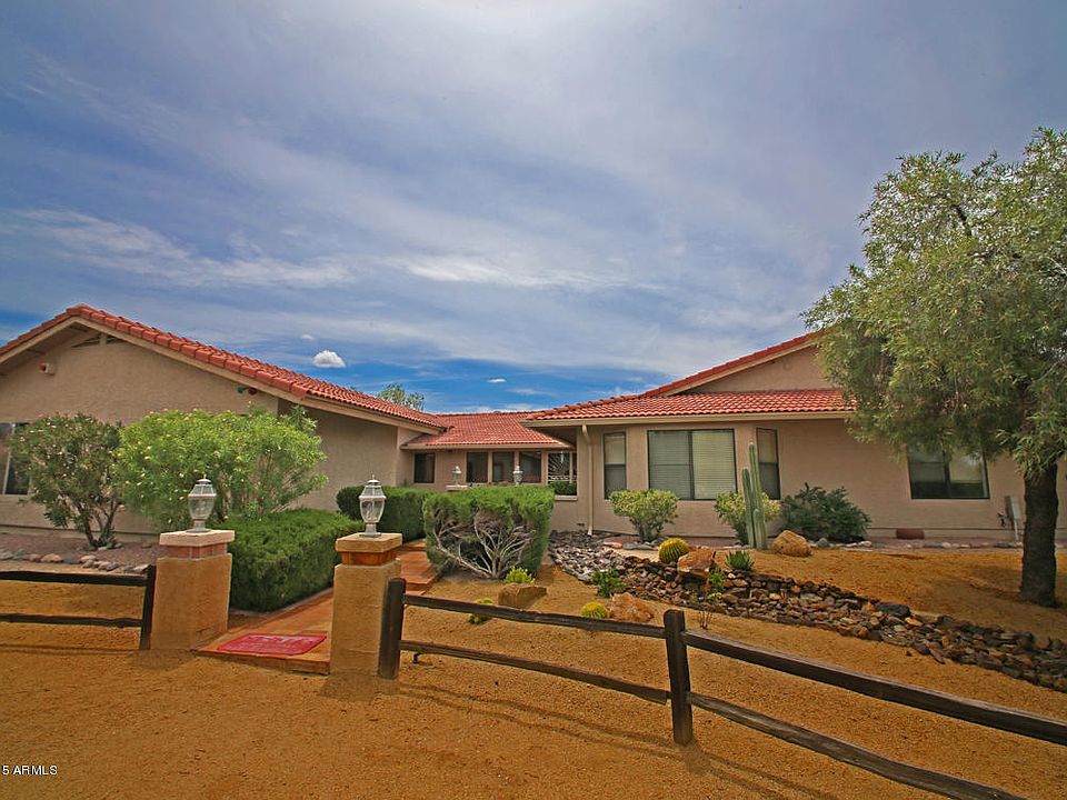 1st image of 31649 N Calle De Los Flores