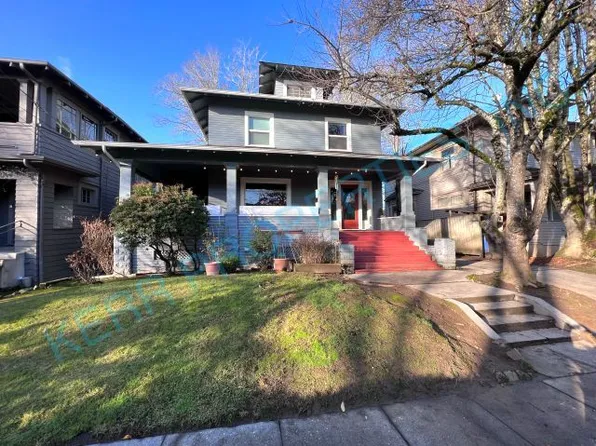 1615 SE 33rd Ave #A, Portland, OR 97214