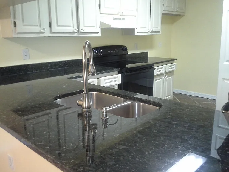 602 Kenwick Cir #205 — Photo 4