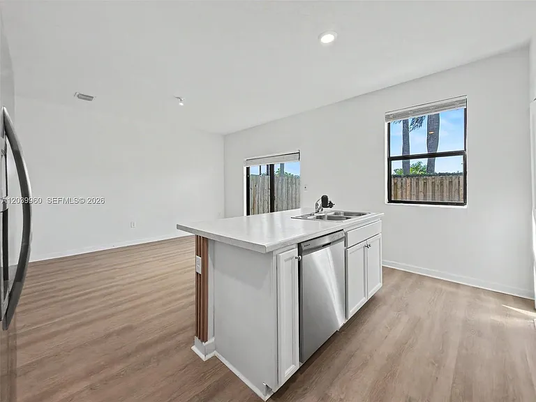 11296 SW 254th Ter — Photo 5