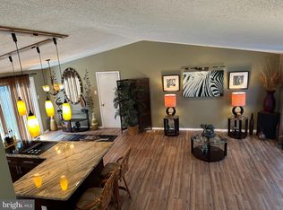 13621 Rush Dr, Woodbridge, VA 22192