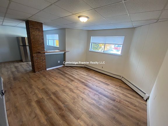 2nd image of 42 Almont St APT 3R