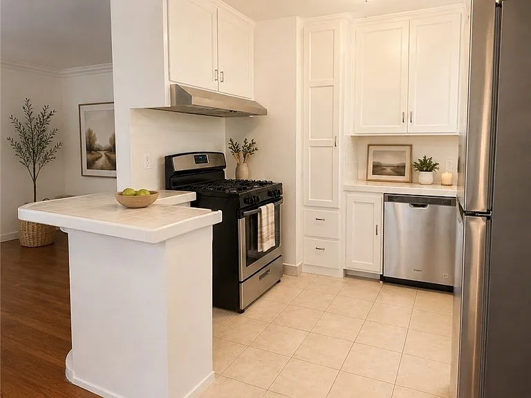 3930 Kentucky Dr #2 — Photo 4