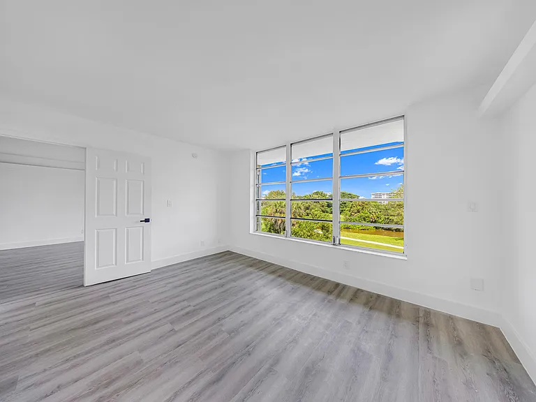 3151 S Palm Aire Dr #407 — Photo 28