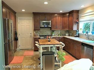 25521 Via Labrada, Santa Clarita, CA 91355