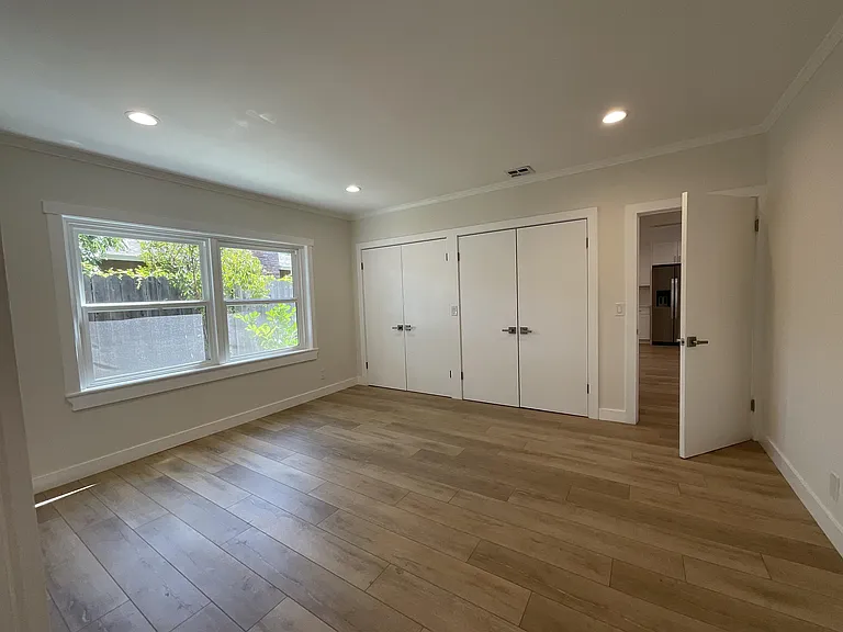 1515 Hess Rd #6 — Photo 15