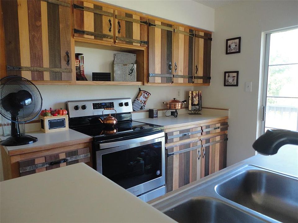 1st image of 111 Dunbar Estates Dr APT 702