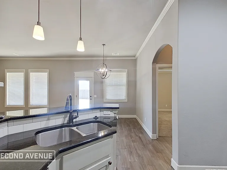 9032 NW 144th St — Photo 5