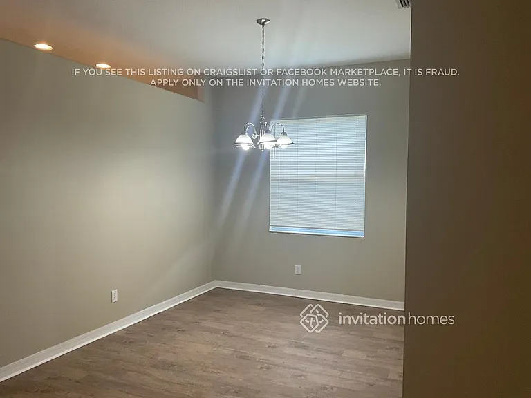 5407 Lexington Dr — Photo 10