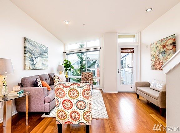 3rd image of 15130 NE 81st Way #103