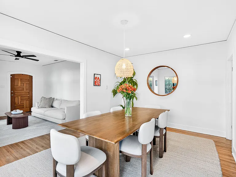 973 N Saint Andrews Pl — Photo 9