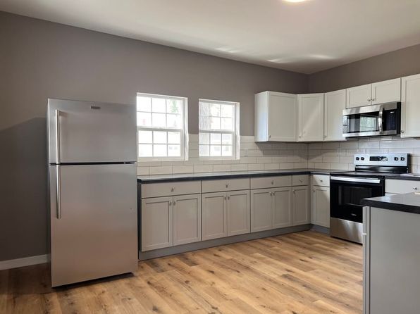 2004 K St