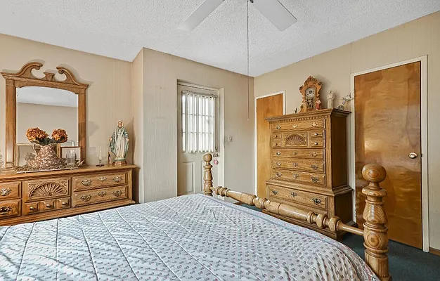 Sold by Crifasi Real Estate | media 48