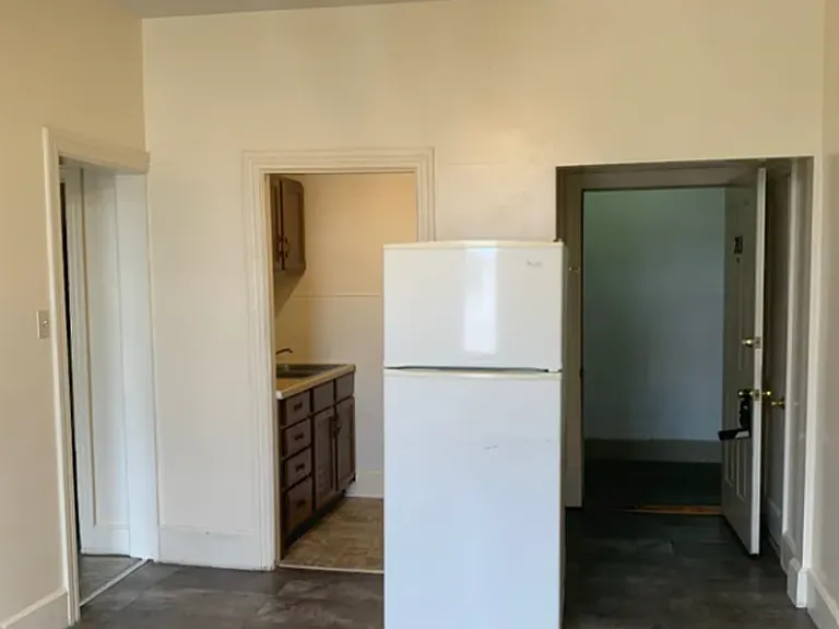 13-23 E High St — Photo 9