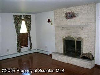4th image of 100 Parkdale Dr #L3a