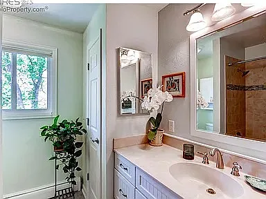 1872 Del Rosa Ct — Photo 27