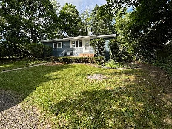 2nd image of 4025 Fieldview Ave