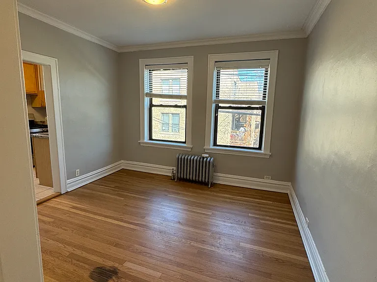 605 Hinman — Photo 54