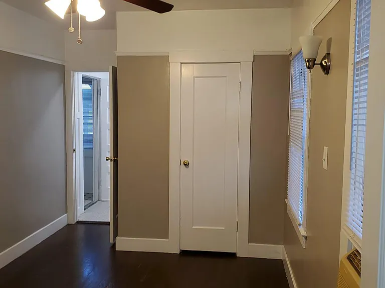 1235 T St — Photo 3