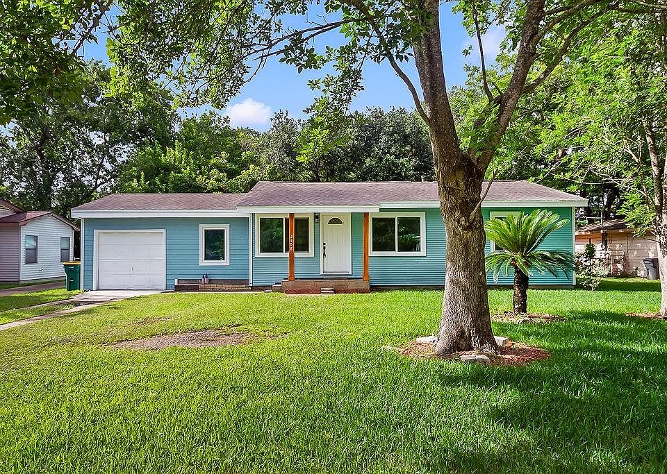1st image of 2508 N Houston Dr