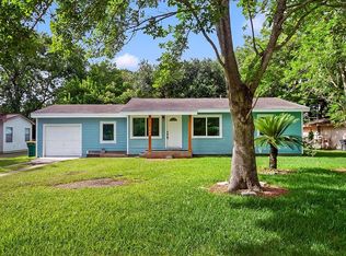 2508 N Houston Dr, La Marque, TX 77568