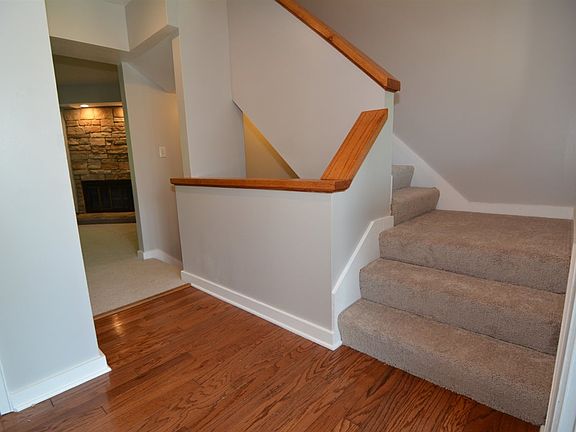 4th image of 8466 Yorkridge Ct APT B