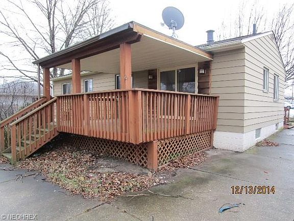 3rd image of 3401 Lloyd St